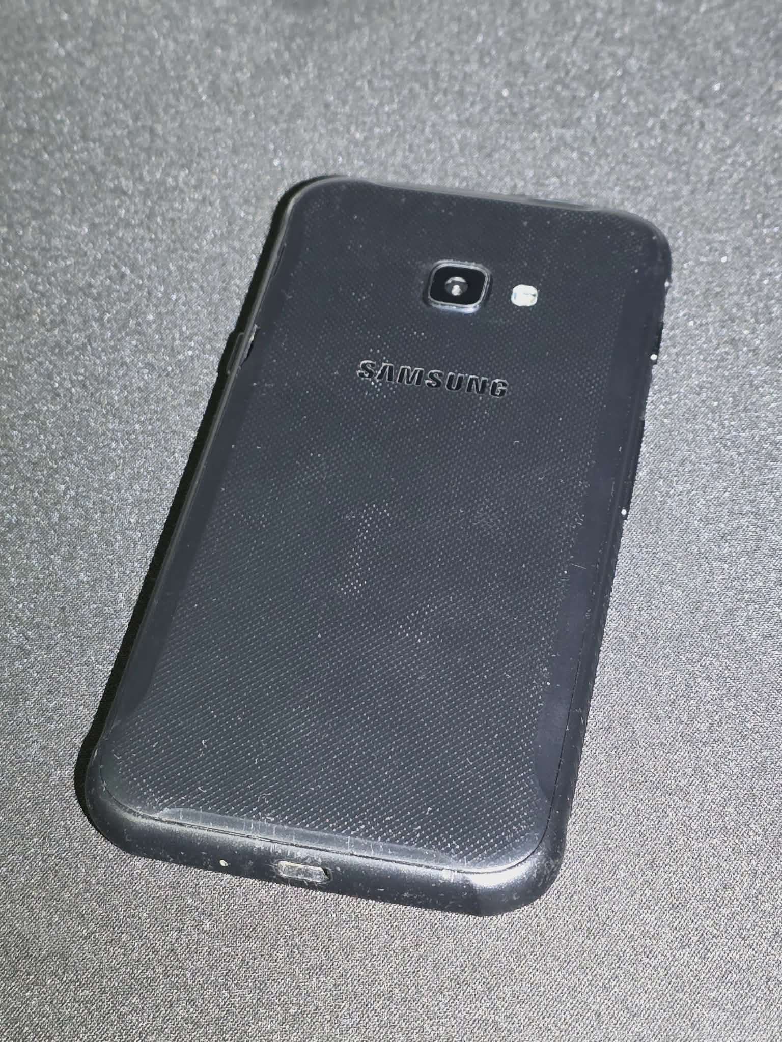 Smartfon Samsung xcover 4